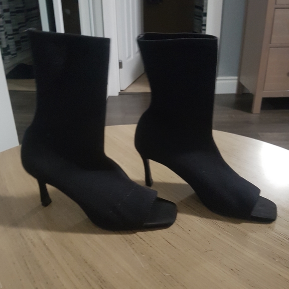 Zara open to booties - Picture 3 of 4